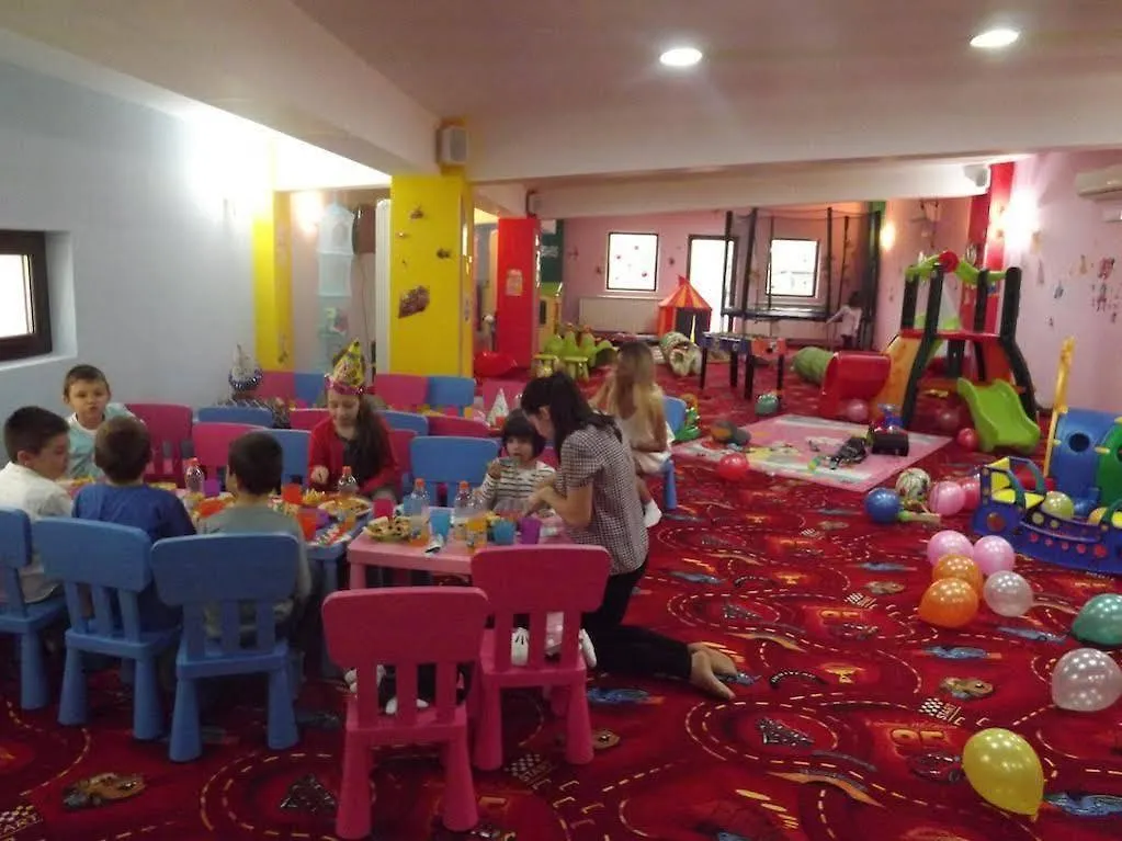 West Plaza Residence Bucarest