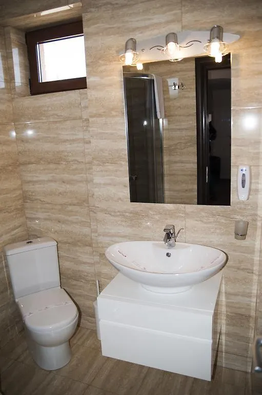 West Plaza Residence Bucureşti Hotel