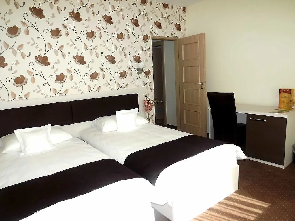 West Plaza Residence Bucarest