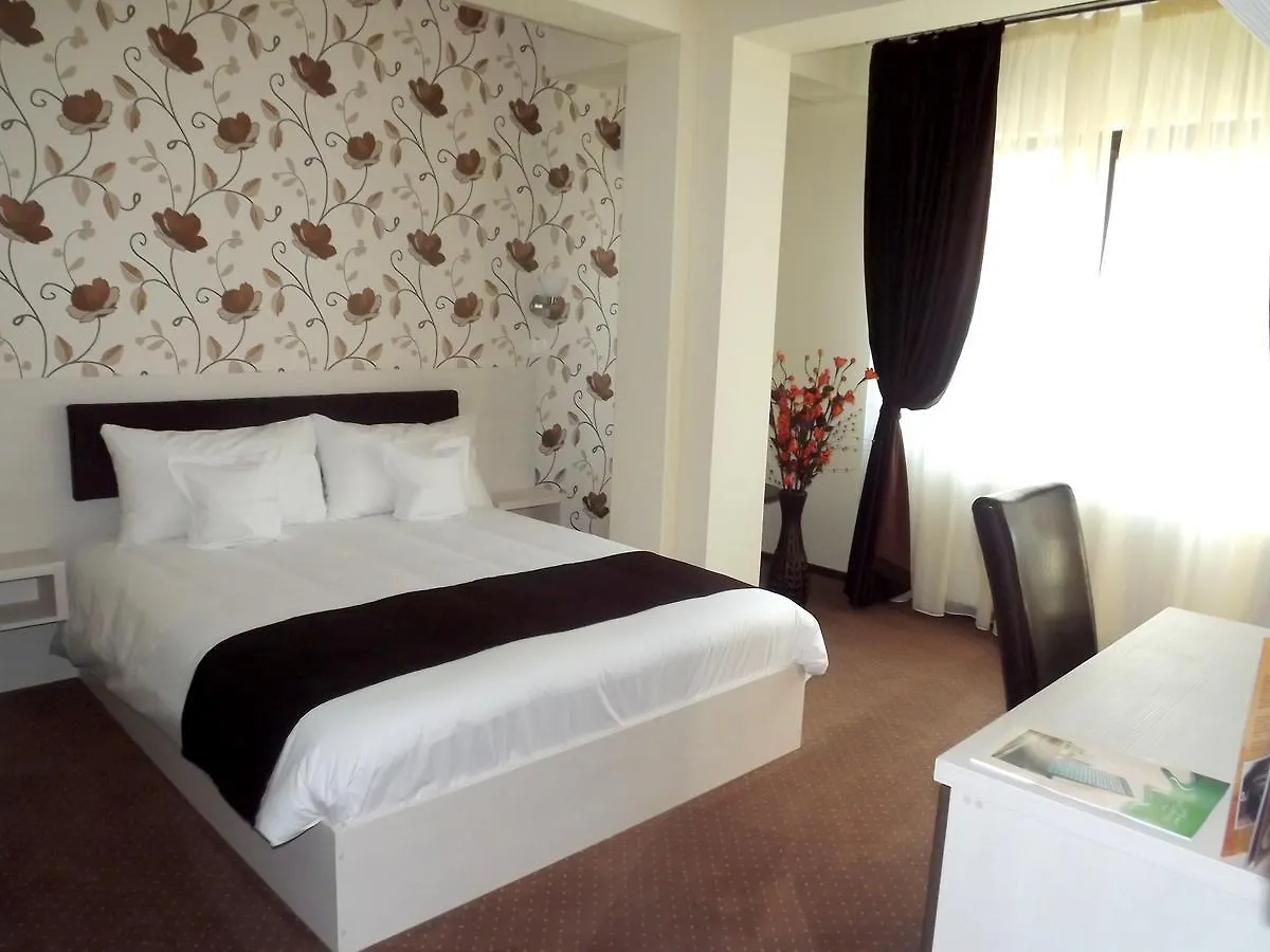 West Plaza Residence Bucureşti Hotel